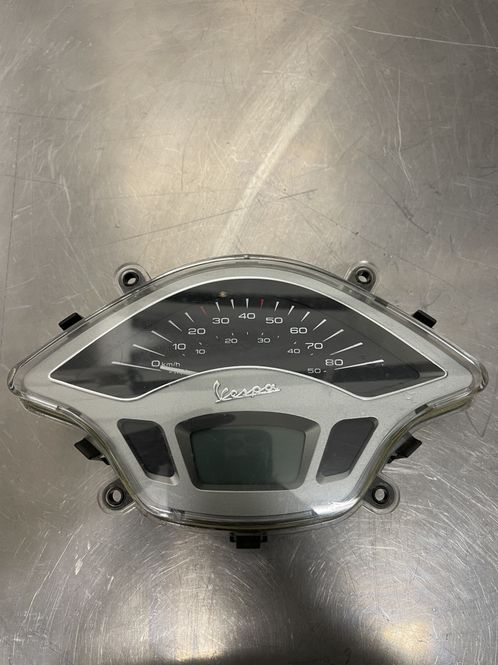 Hovedbilde vespa primavera 50 Speedometer