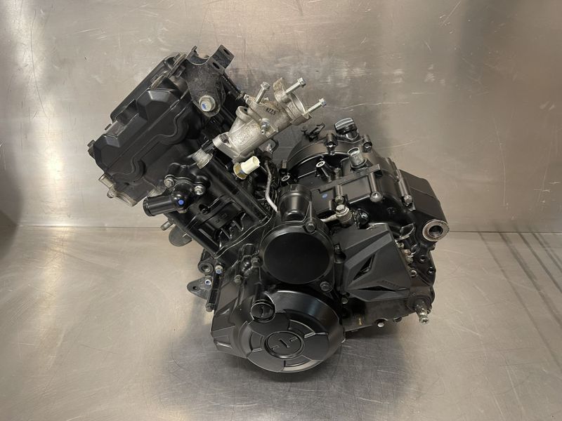 Kawasaki Z125 2021 Motor