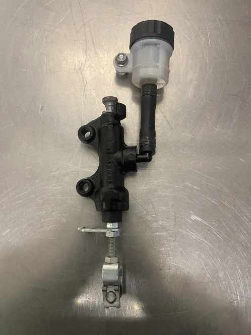 Hovedbilde Triumph Daytona 660 2024 Bremsepumpe bakbrems