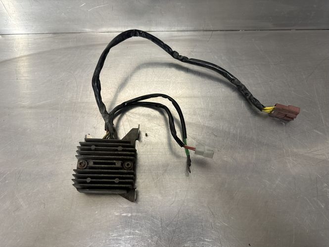 Hovedbilde KTM 990 Supermoto 2008 Spenningsregulator