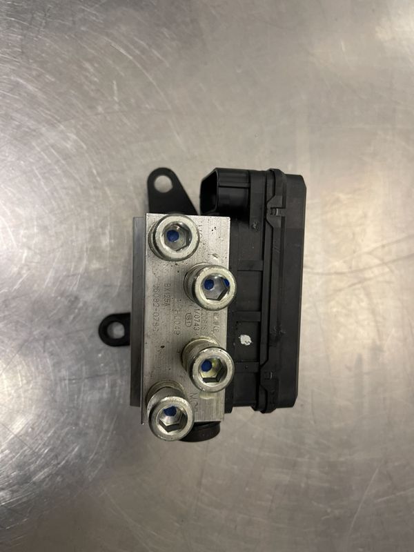 Kawasaki Ninja 125 2023 ABS Pumpe