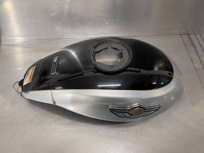 Hovedbilde Harley Davidson V-Rod 2003 Tankdeksel