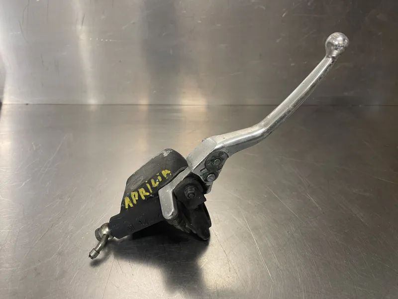 Aprilia Dorsoduro 750 2008 Clutch pumpe
