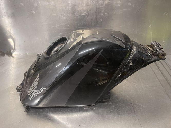 Hovedbilde Honda CBR 125 2009 Bensintank
