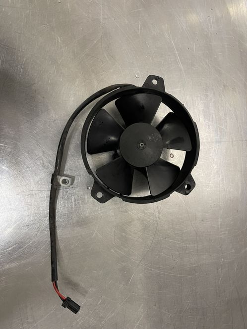 Hovedbilde Harley Davidson V-Rod 2003 Kjølevifte radiator