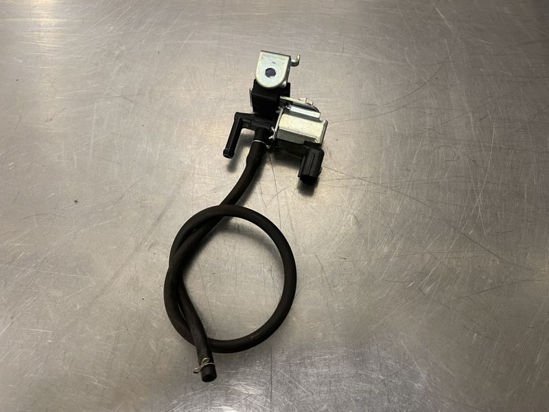 Suzuki GSX-S 125 2023 Magnetventil fordamper