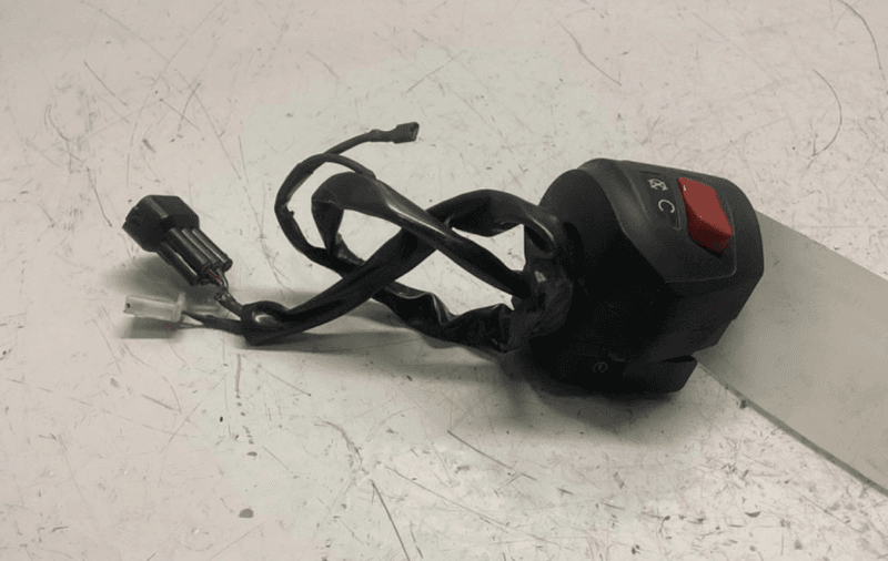 KTM DUKE 125 2019 Bryterpanel høyre