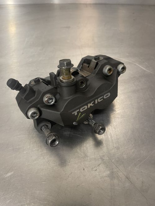 Hovedbilde Suzuki GSXR 600 2003 Bremsecaliper foran venstre