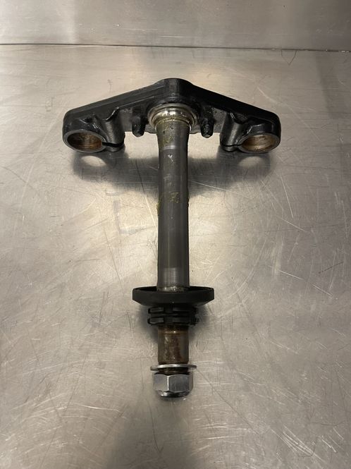Hovedbilde Yamaha YZF R125 2008-2013 Styrekrone nedre del