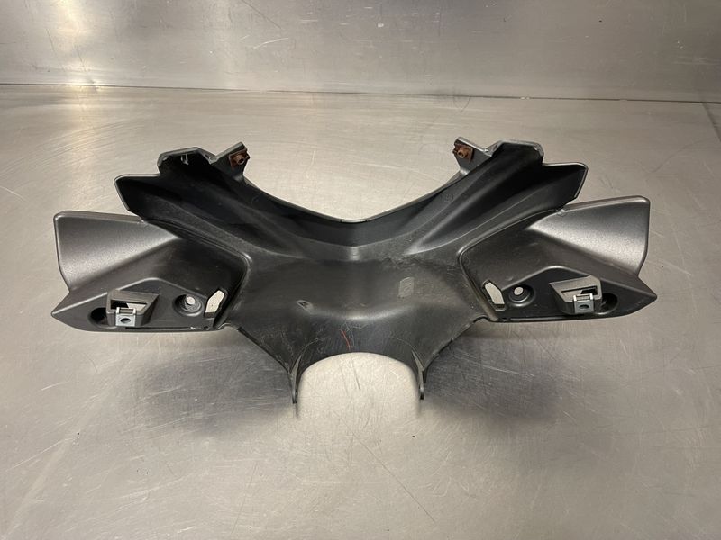 Yamaha Aerox 50 4T 2018 Kåpe styre fremre