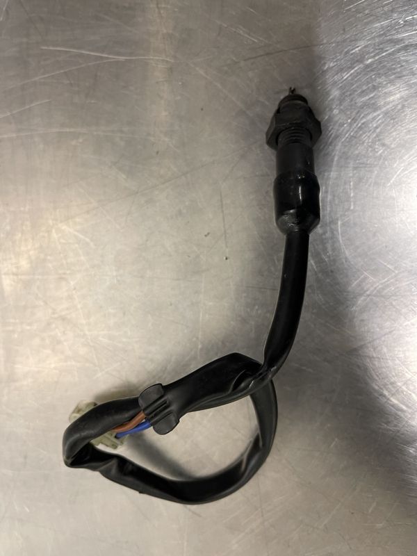 Kawasaki Z125 2021 Bremselysbryter bak