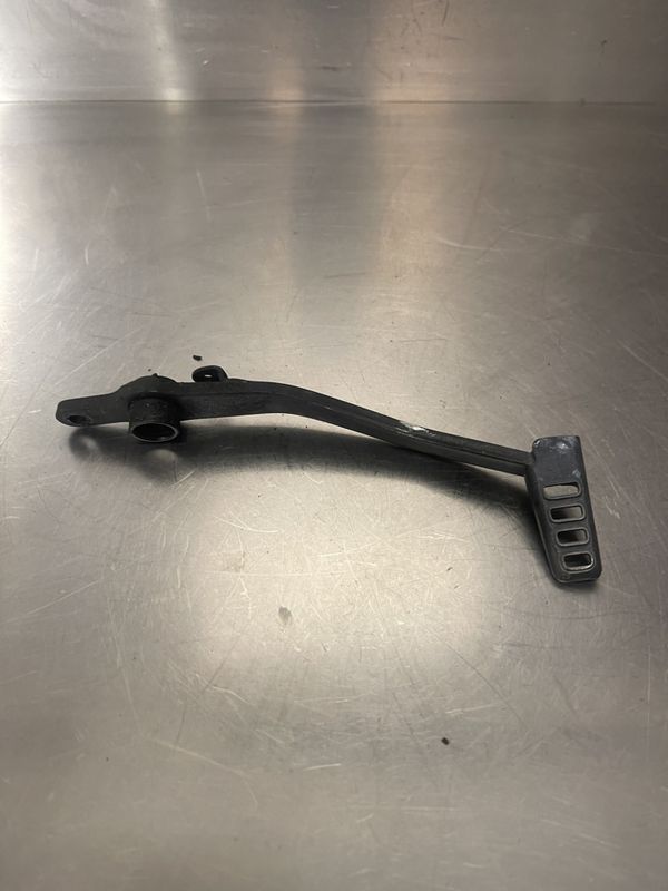 Honda CBR 125 2015 Bremsepedal 