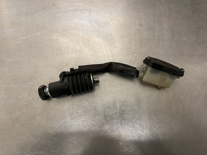 Hovedbilde Harley Davidson V-Rod 2003 Bremsepumpe bakbrems