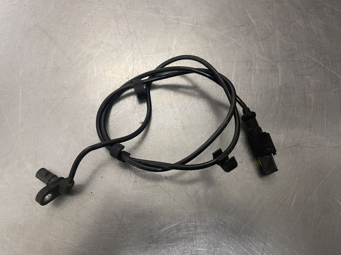 Hovedbilde KTM Duke 125 2017 ABS Sensor foran 