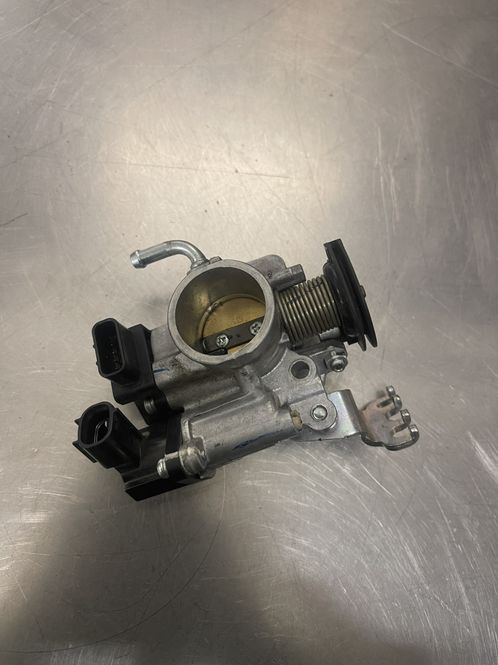 Hovedbilde Yamaha MT125 2023 Gasspjeld 